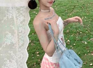 www.163.sk：人嘛，总能幽灵般穿越，永不迷路，甚至在云里雾里。