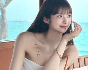 心血来潮，打开www.17传送门，结果见到了……