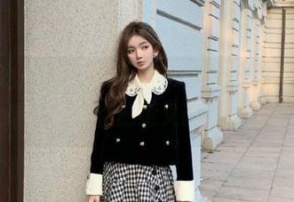 打开17吃瓜网的网页，我只想大喊，人生存的意义该不止吃瓜呀！
