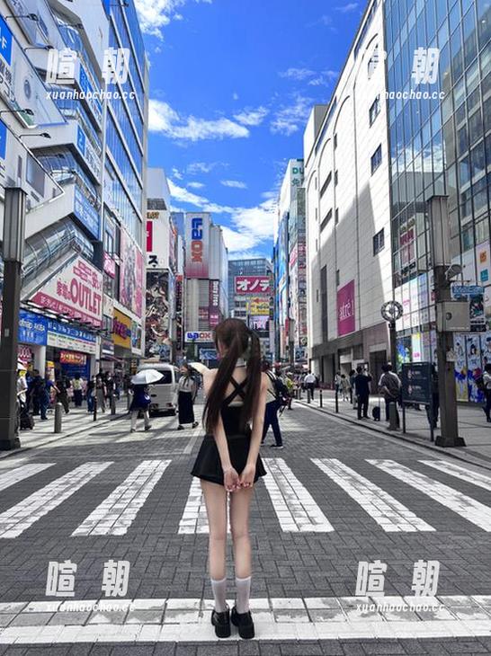 17吃瓜网 在线逛“17吃瓜网官网”,顺便感受一下别人的八卦是怎样熬成药的!