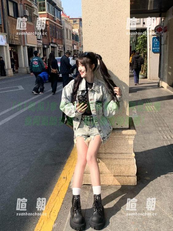 51吃瓜 拿着51吃瓜苹果版,网址就像我闲逛的步道,看啥都觉得新鲜!