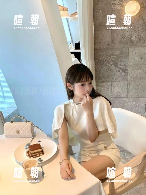 52黑料 直达52黑料:贯穿全场的瓜行李箱