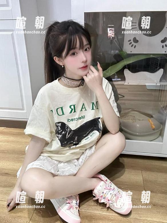 hl155 hl155.ccm黑料:不小心长得太好看,永久被追着问的尴尬瞬间!