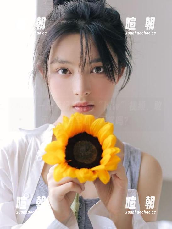 hlw 一把年纪却爱看“hlw”视频,敢问我的追星心态正常吗?