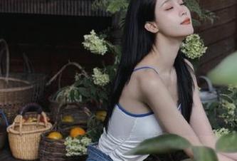 永久追踪：吃瓜91的网红黑料，每一条都像拿到了一份炸裂式的剧情推送。