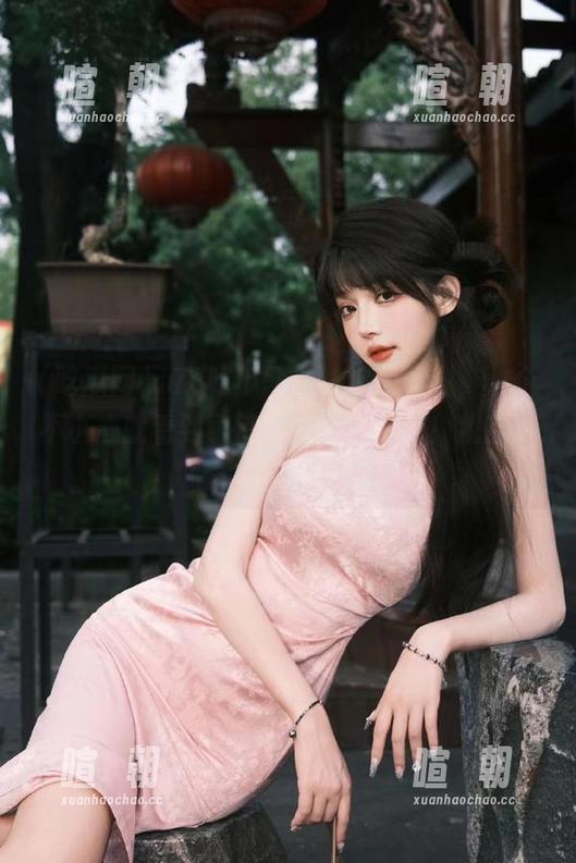 吃瓜网 17c吃瓜网在线追踪黑料,一个不小心就看到了惊人的“内幕”!我的目光…