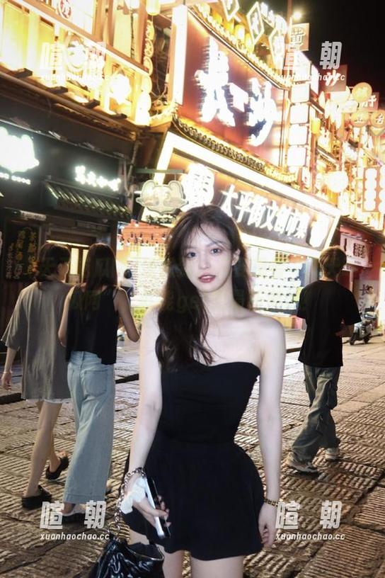 没想到，只要观看“天天吃瓜网”，就能get到最新潮流！