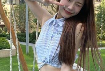 就在更新后，明星黑料让我燃起了好奇心～