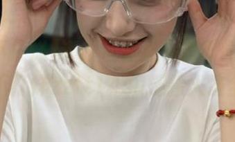 评论区变成了皮呦的戏台，黑料不打烊zztt14su链接火遍全网！
