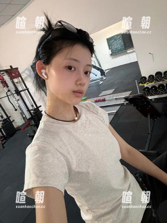黑料不打烊 发布的黑料不打烊tttzzz入口,今天又被人推到风口浪尖,看看热闹真好!