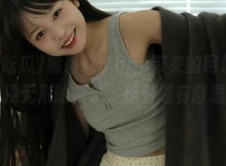 黑料吃瓜app带来的网址就像一顶无形的帽子，越看越有意思！