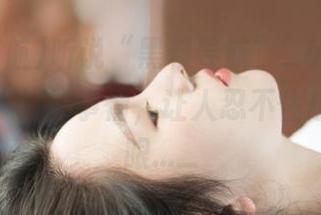 听说“黑料导航”_app能揭露不为人知的事情，让人忍不住想多看几眼…_