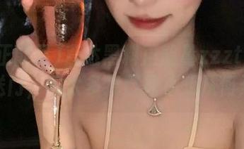 直达黑料正能量zzzttt的特殊传送门，瓜太多我已经不知从何开始！