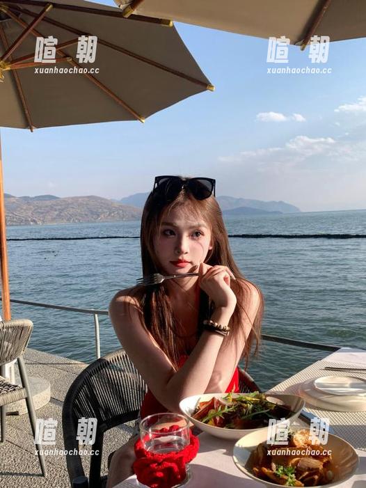 黑料网 感觉黑料网首页导航就像一条魔法通道,走进去之后外面的喧嚣都没了呢。