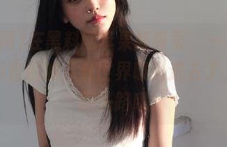 在黑料网苹果版首页，一不小心就被瓜蜜们的八卦世界吸引进去了，没有回头路哦