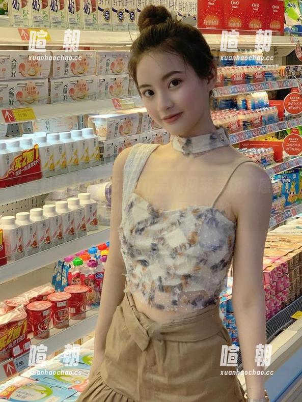 黑料网 用155.fun.黑料网苹果版,感觉像在翻旧账,翻翻更有趣的。