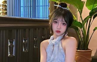 忍不住想收藏，黑料网站的美女风格，跟我心中想的还真有些不同！